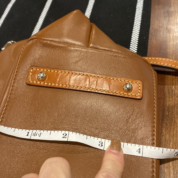 Dooney &Bourke brown leather satchel - Picture 7 of 12